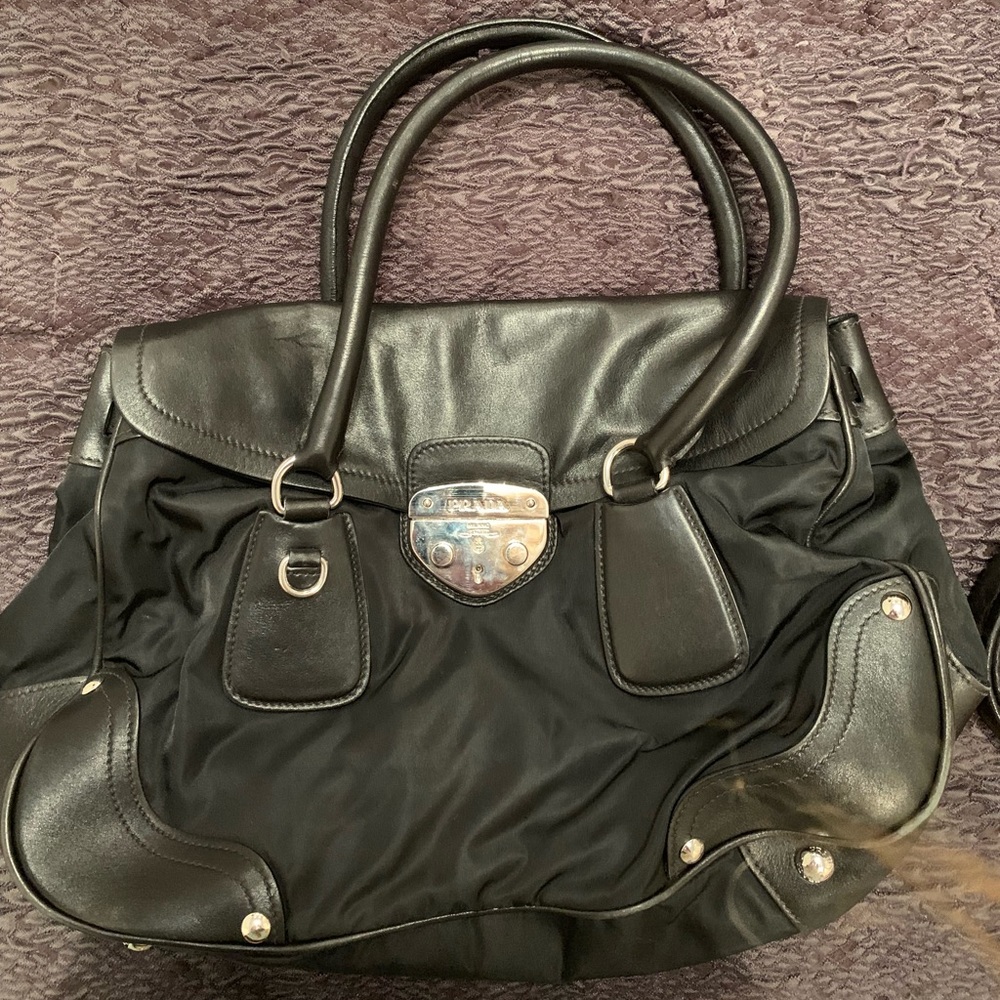 Black Prada nylon/leather top handle bag - Picture 2 of 4